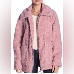 STEVE MADDEN PINK TEDDY COAT 
SIZE LARGE
GREAT CONDITION